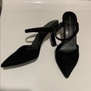 Marc Fisher elegant black suede pointed toe heels